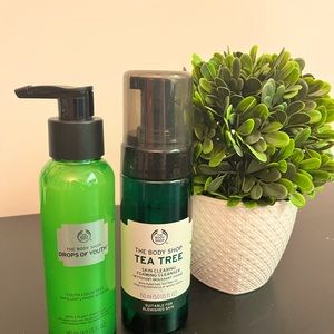NEW The Body Shop Drops of Youth and The Body Shop Tea Tree Foaming Cleanser